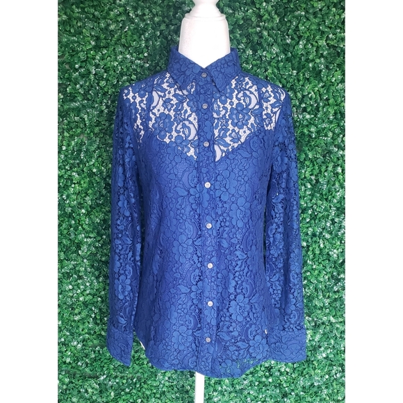 24. J.Crew Classic-fit lace button-up top - Picture 1 of 6